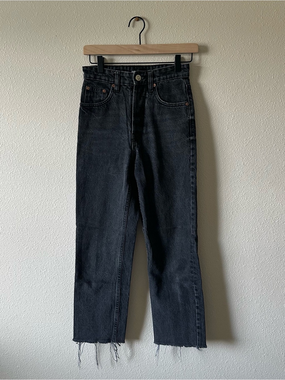 Zara Black High-Rise Straight Jeans
